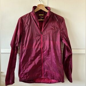 Brooks Run Happy packable jacket